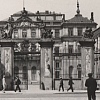 Pałac Brühla i fragment skrzydła pałacu Saskiego, Zbiór fotografii Zdzisława Marcinkowskiego, nr zesp. 1630/IV, sygn. X-790