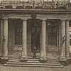 Pałac Brühla przed 1905 rokiem widok od ul. Kotzebue (obecnie Fredry) na boczne skrzydło, Zbiór pocztówek XIX-XX wieku (do 1939 roku), nr zesp. 1622/IV, sygn. IV-422